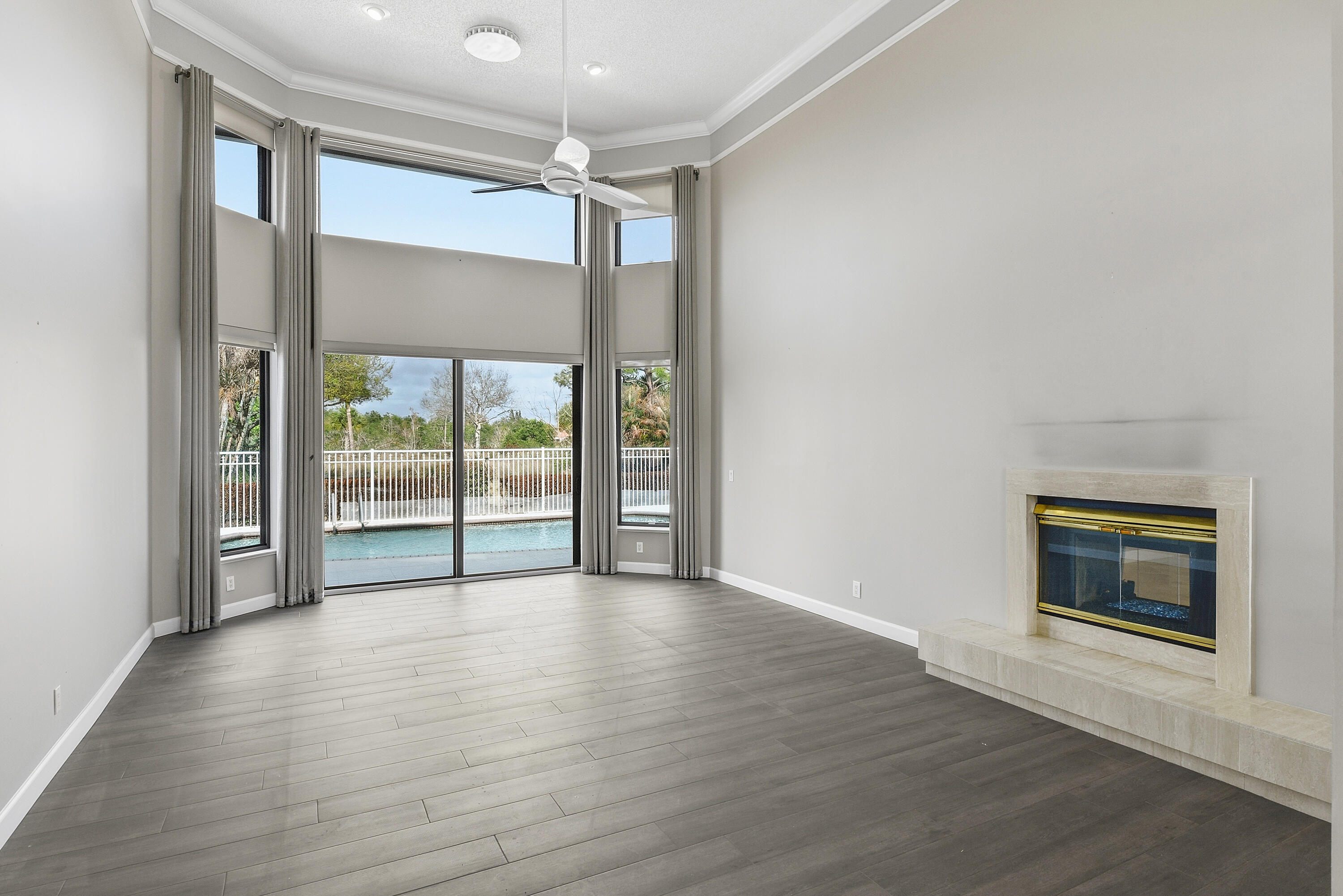 4194 SW Gleneagle Circle