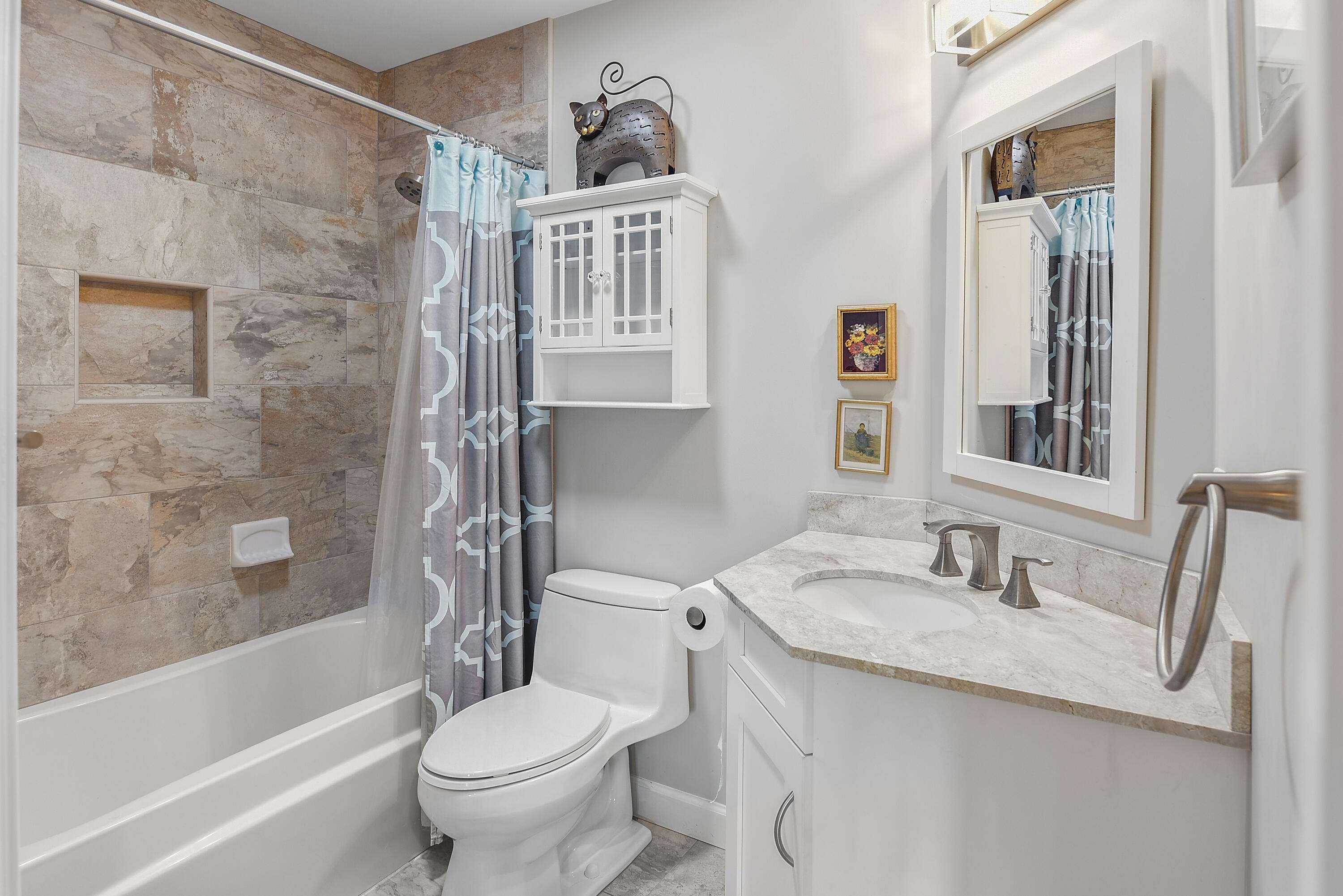 PIPERS LANDING Yacht & CC - Residential