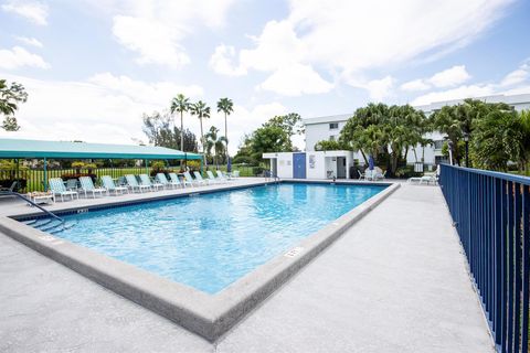 A home in Lake Worth