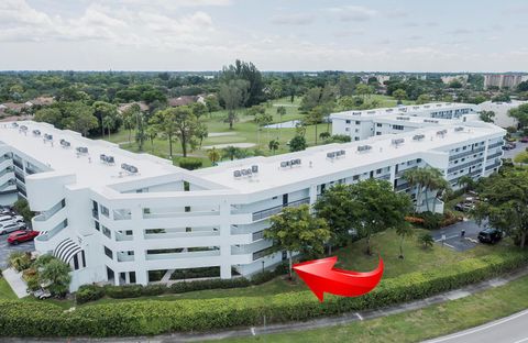 A home in Lake Worth