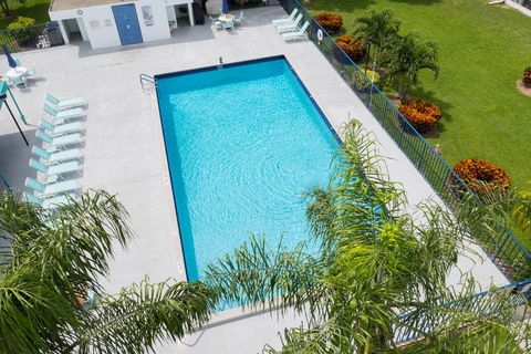 A home in Lake Worth