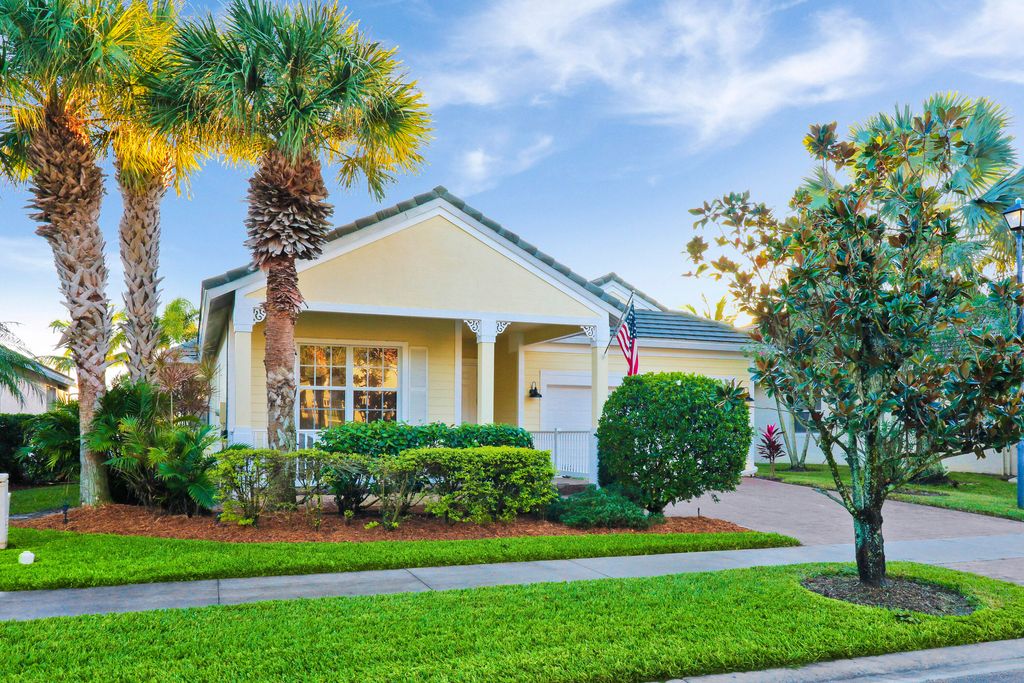 Photo of 195 NW Willow Grove Avenue, Port Saint Lucie, FL 34986 (MLS # R10946135)