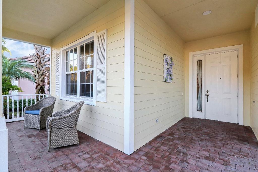 Photo of 195 NW Willow Grove Avenue, Port Saint Lucie, FL 34986 (MLS # R10946135)