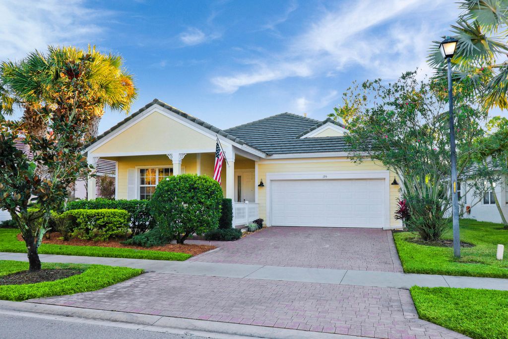 Photo of 195 NW Willow Grove Avenue, Port Saint Lucie, FL 34986 (MLS # R10946135)
