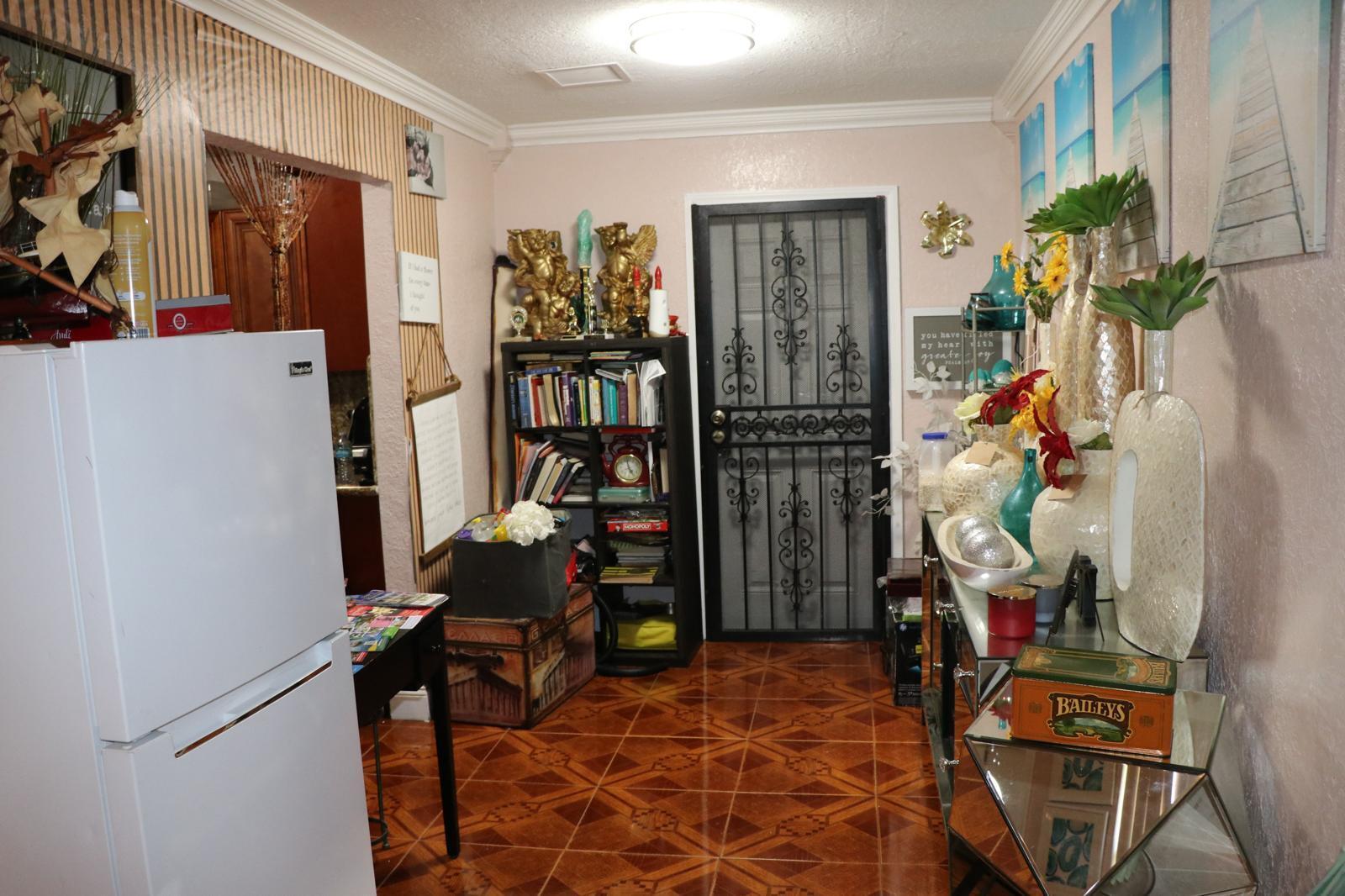 KENDALL GREEN SEC - Residential Lease