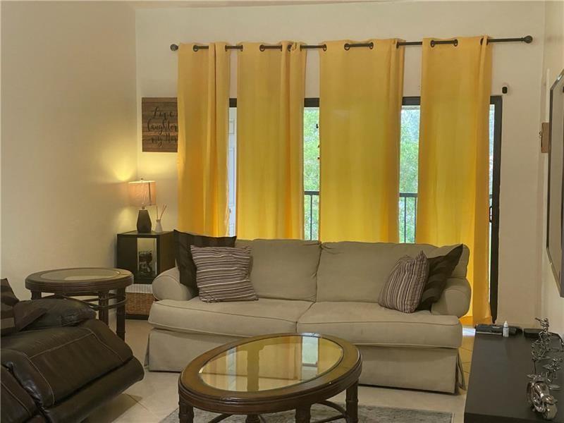 MIRA LAGO - Residential