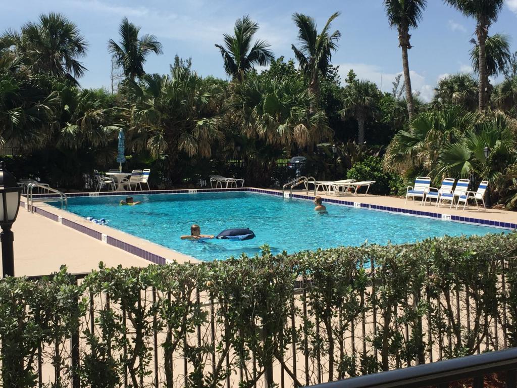 SEA POINTE TOWERS OF FORT PIERCE, A CONDOMINIUM - Residential Lease