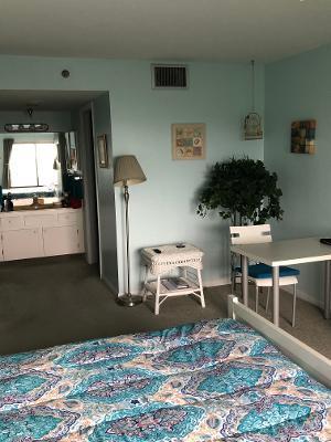 SEA POINTE TOWERS OF FORT PIERCE, A CONDOMINIUM - Residential Lease