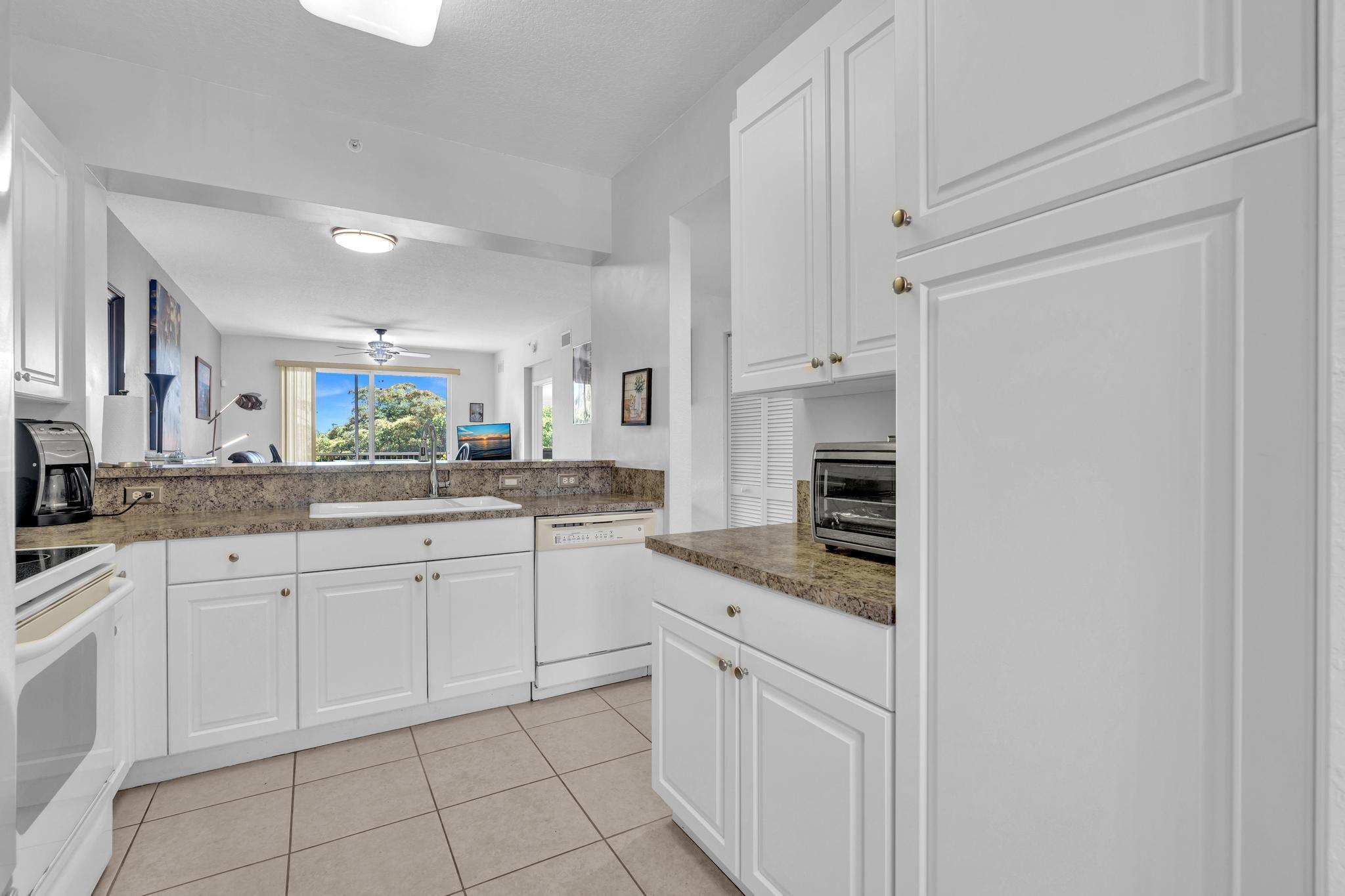 YARDLEY CONDOMINIUM - Residential