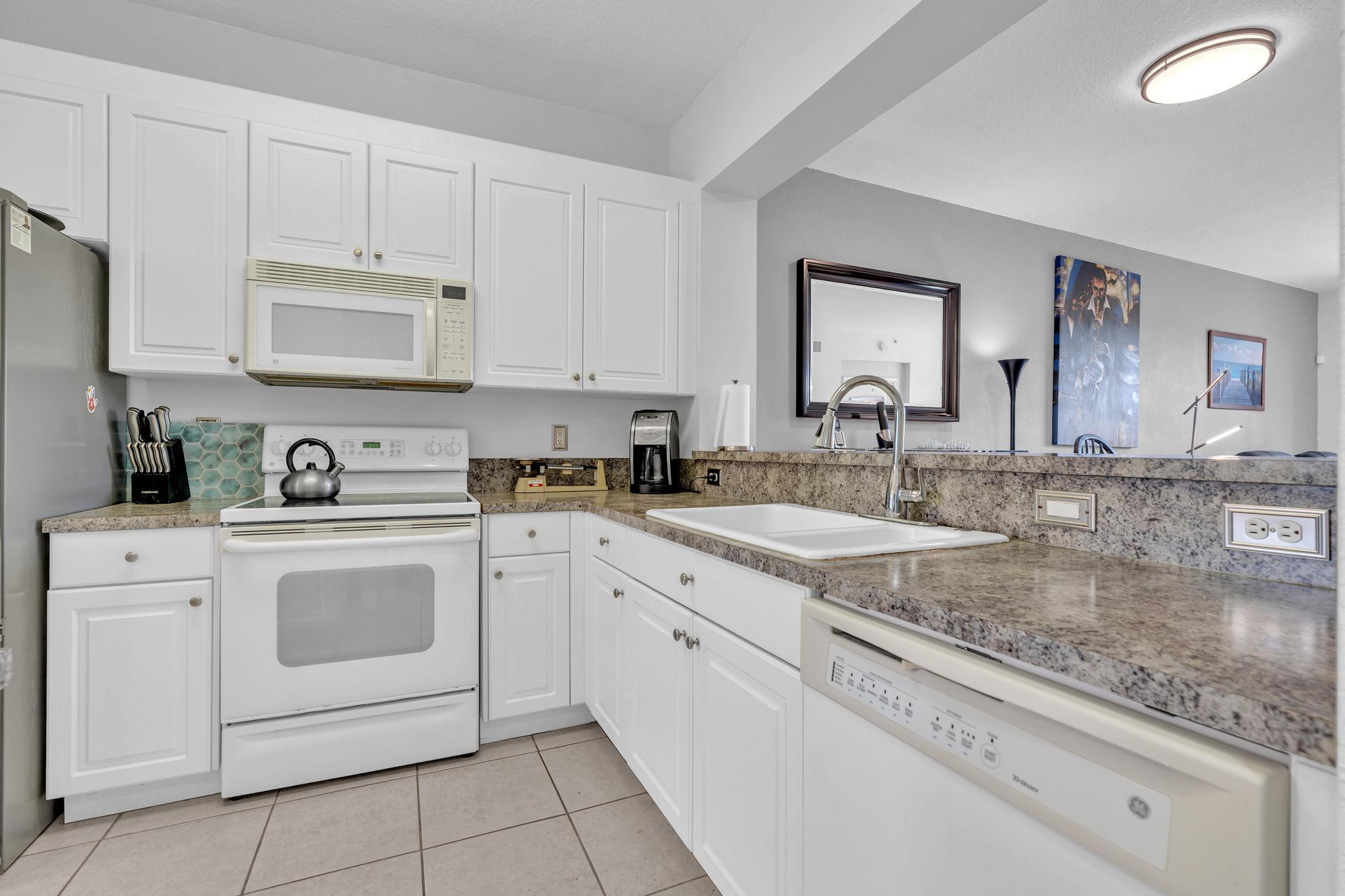 YARDLEY CONDOMINIUM - Residential