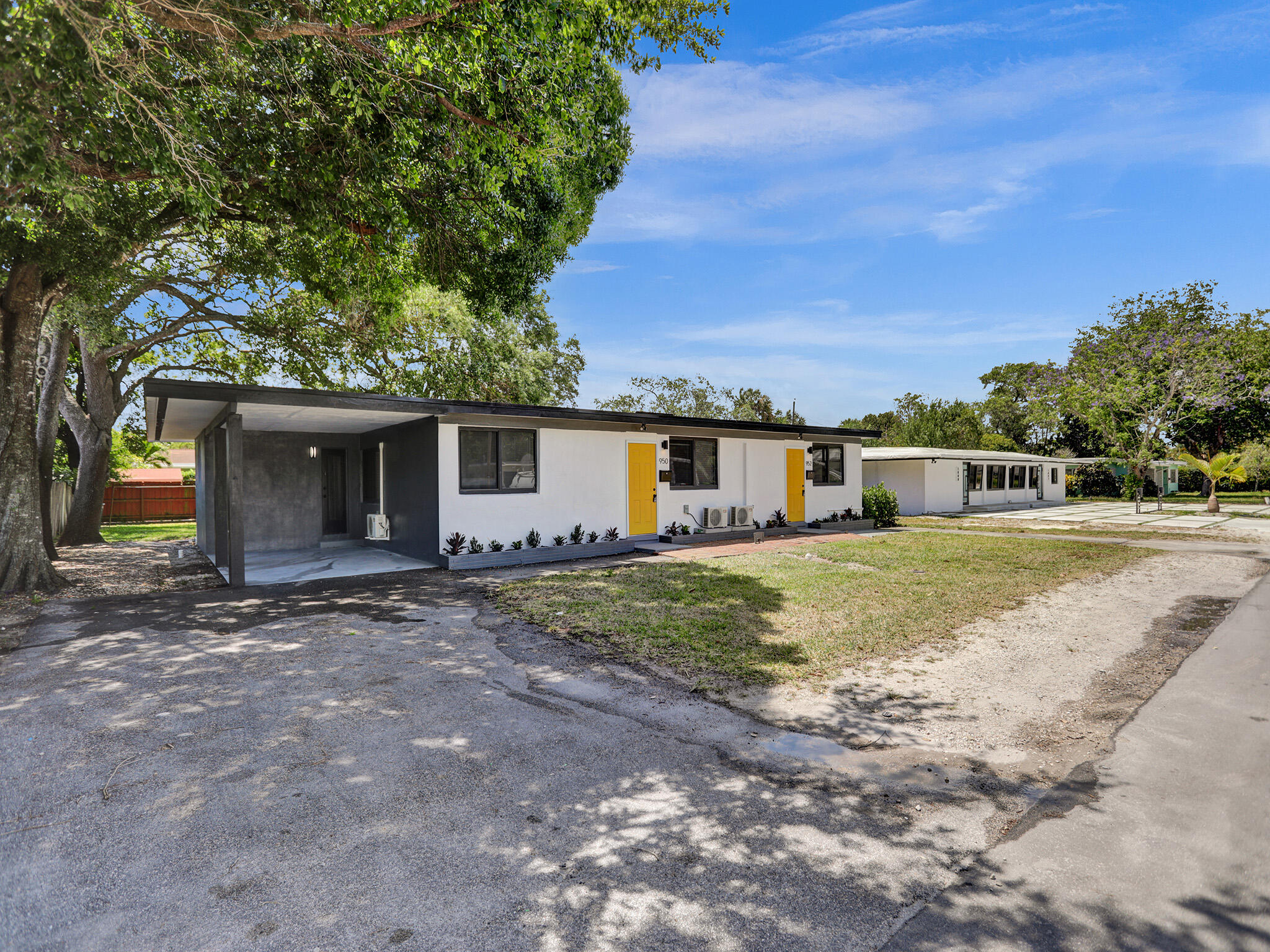 OAK GROVE - Residential Income