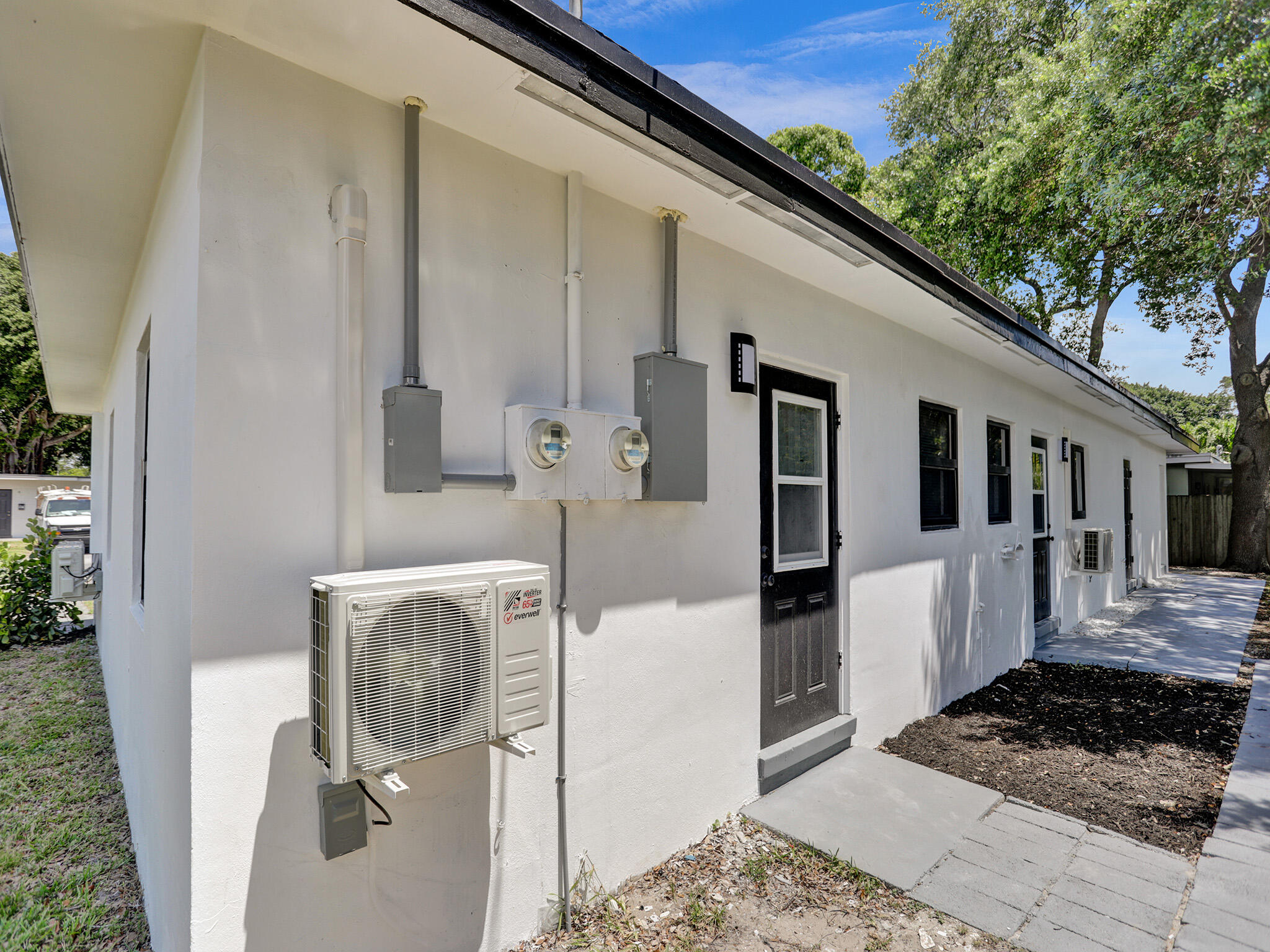950 SW 29th Street