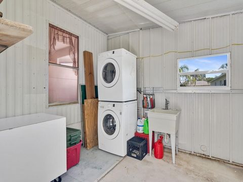 Mobile Home in Port St Lucie FL 2 Galicia Lane Ln 23.jpg