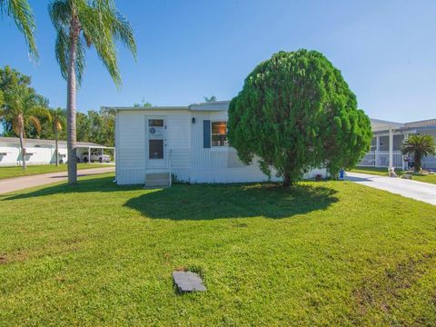 Mobile Home in Port St Lucie FL 2 Galicia Lane Ln 25.jpg