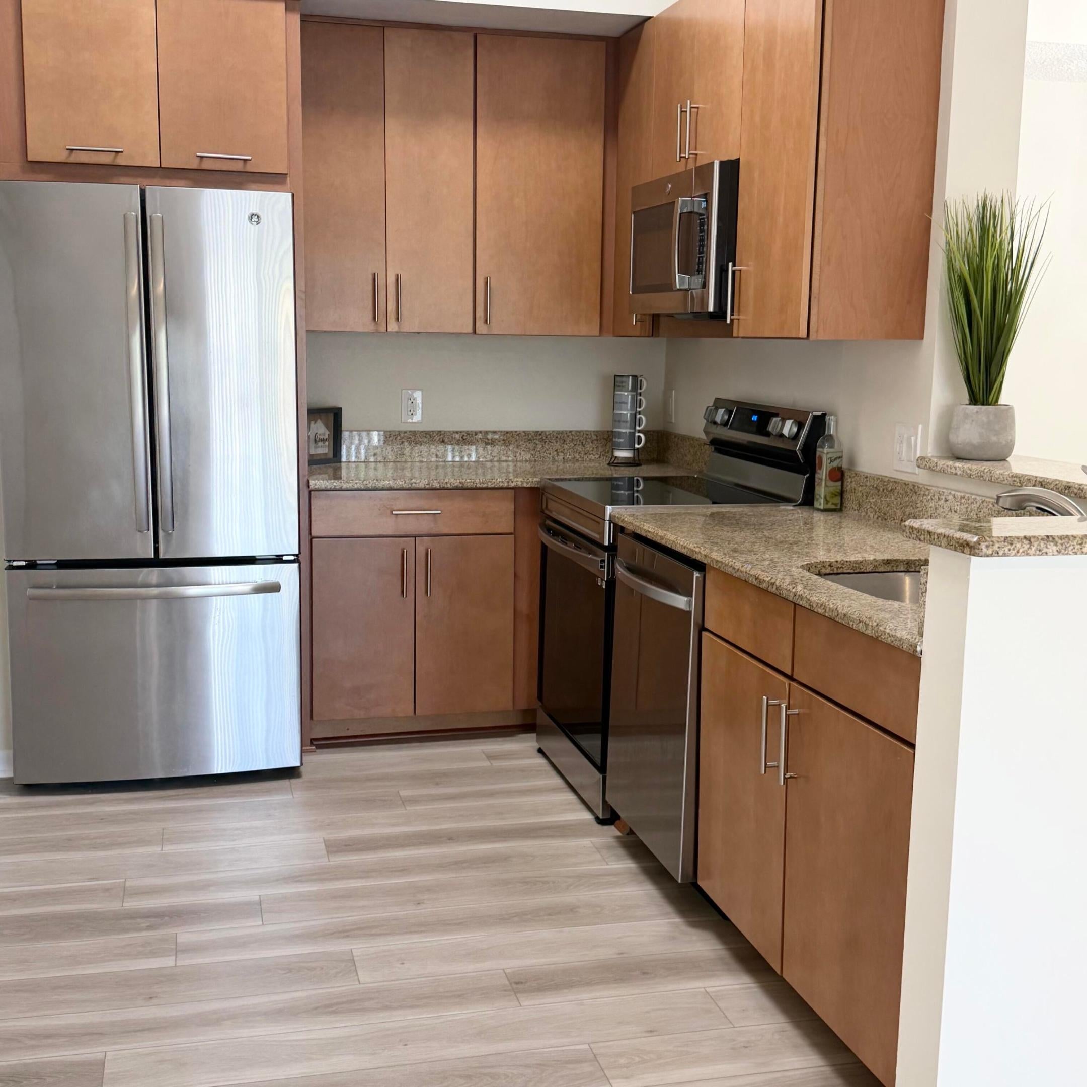 6968 SW 39th Street F302