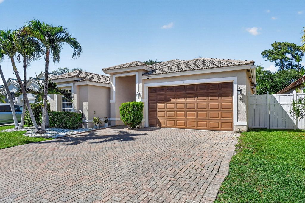 Photo of 221 Preserve Court, Royal Palm Beach, FL 33411 (MLS # B26025992)