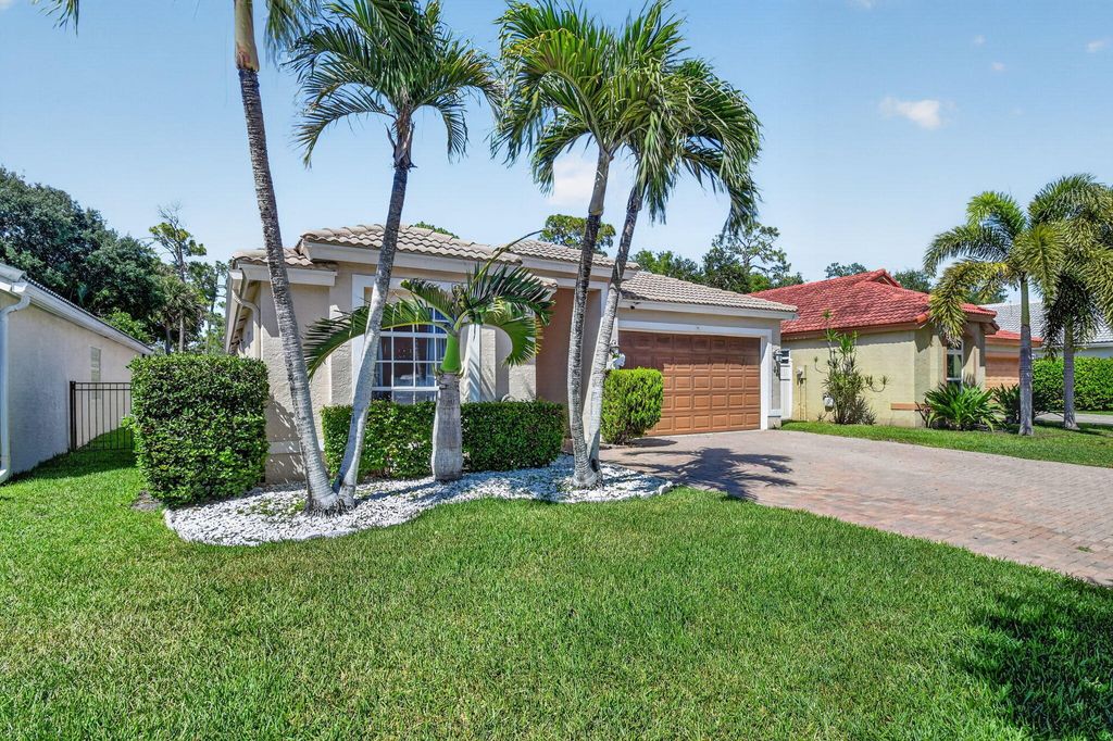 Photo of 221 Preserve Court, Royal Palm Beach, FL 33411 (MLS # B26025992)