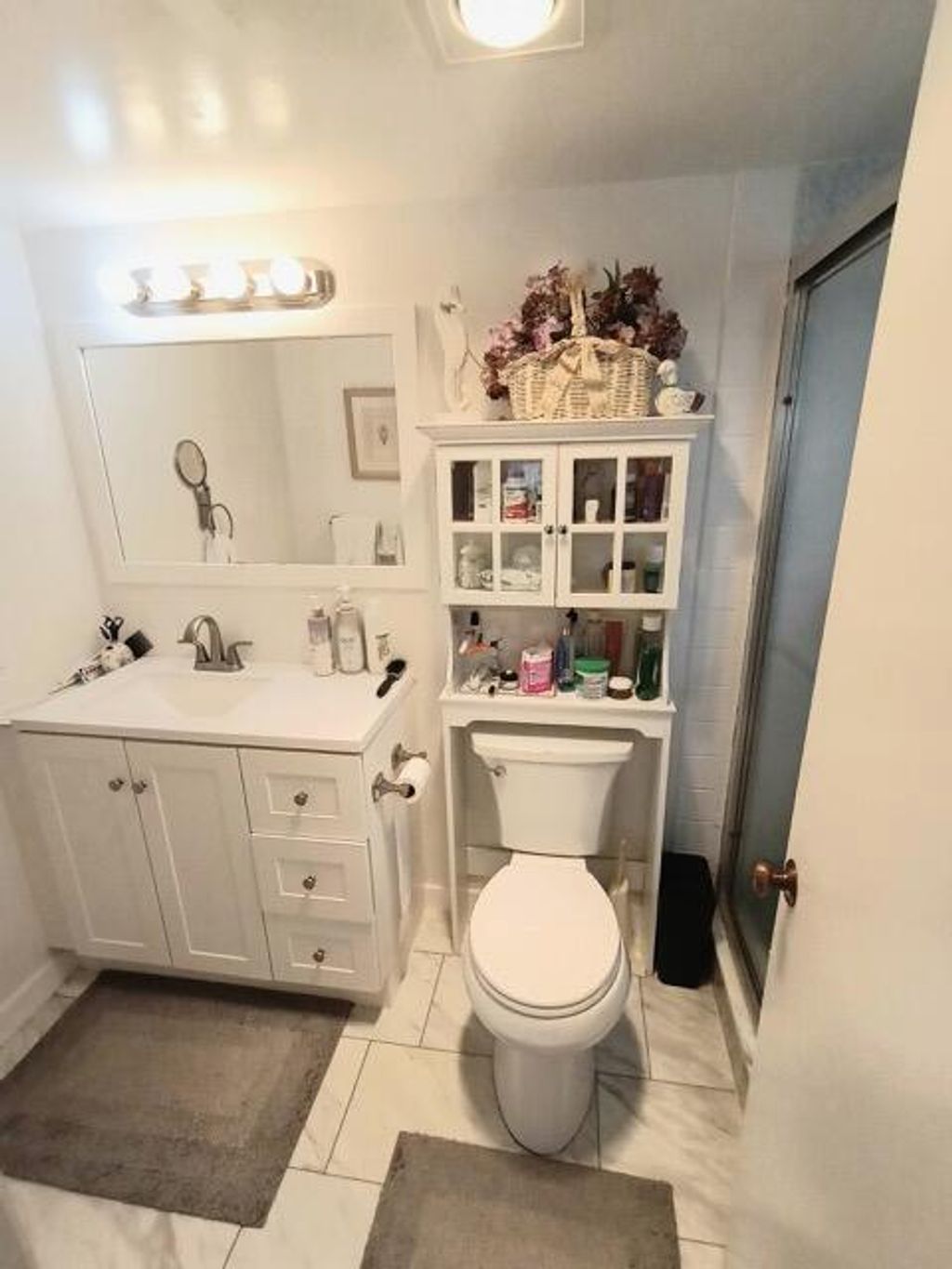 Photo of 1025 SE 4th Avenue, Dania Beach, FL 33004 (MLS # B26031398)