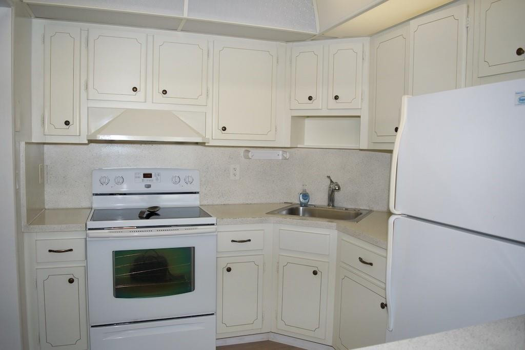 Maybury Mansions Condo - Residential Lease