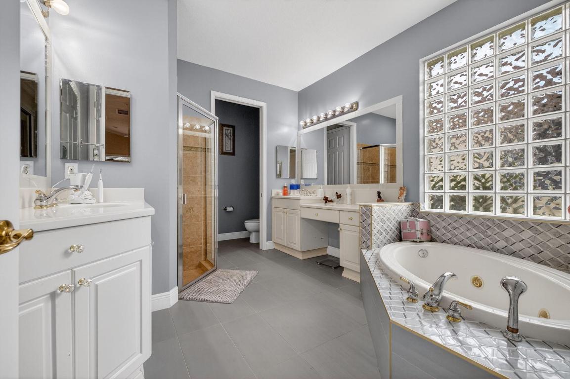 SECOND REPLAT OF PORTOFINO ISLES - Residential