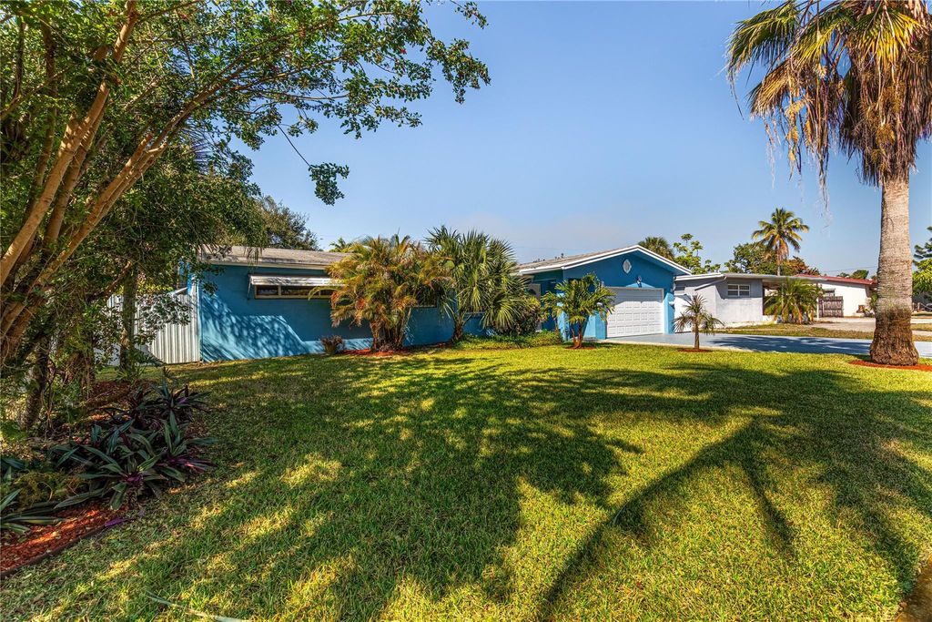 Photo of 2241 SW 38th Avenue, Fort Lauderdale, FL 33312 (MLS # F10552150)