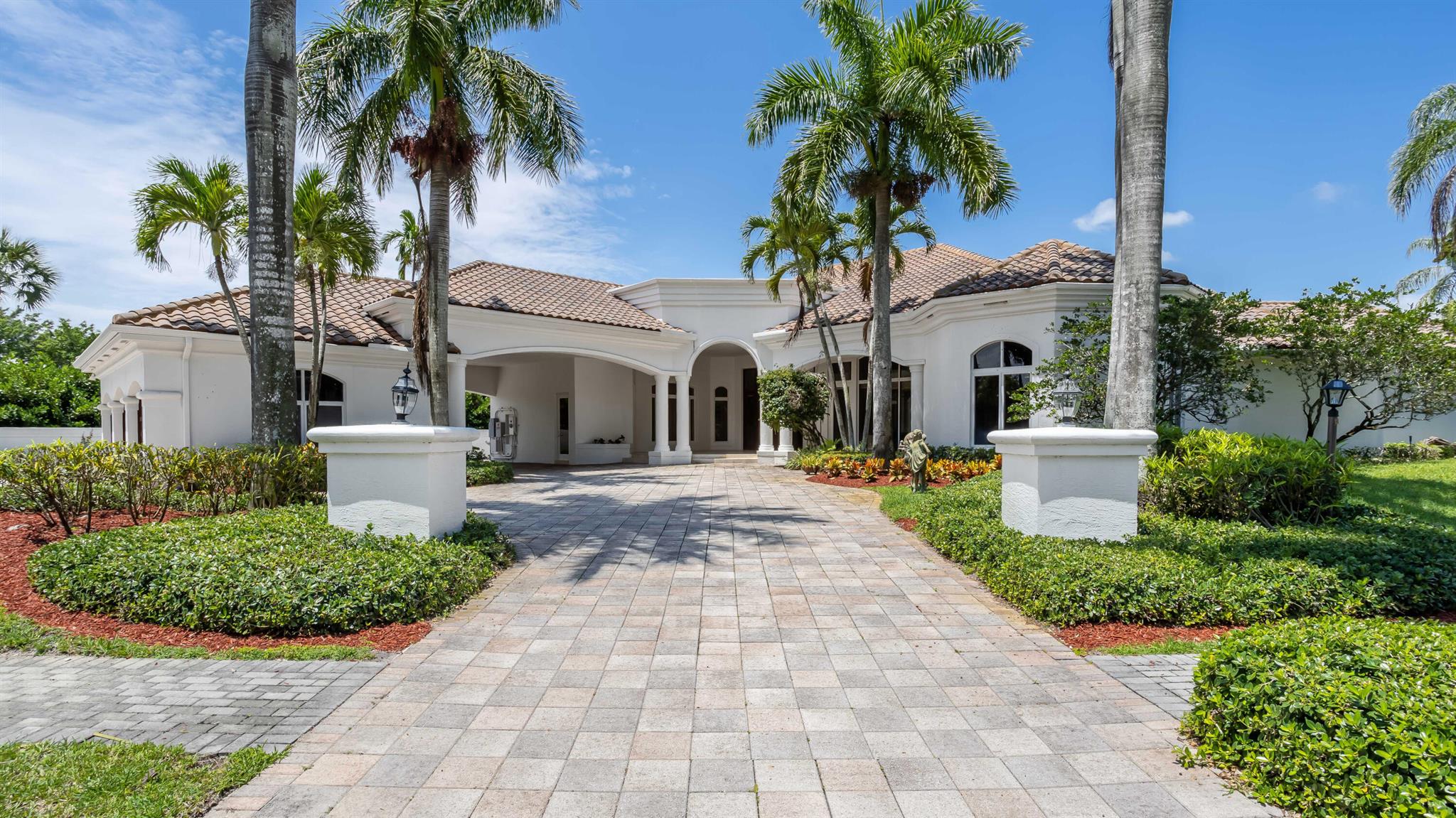 ST ANDREWS Country Club - Residential