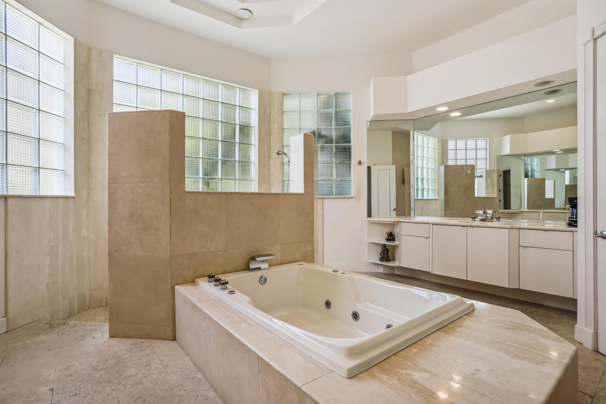 ST ANDREWS Country Club - Residential