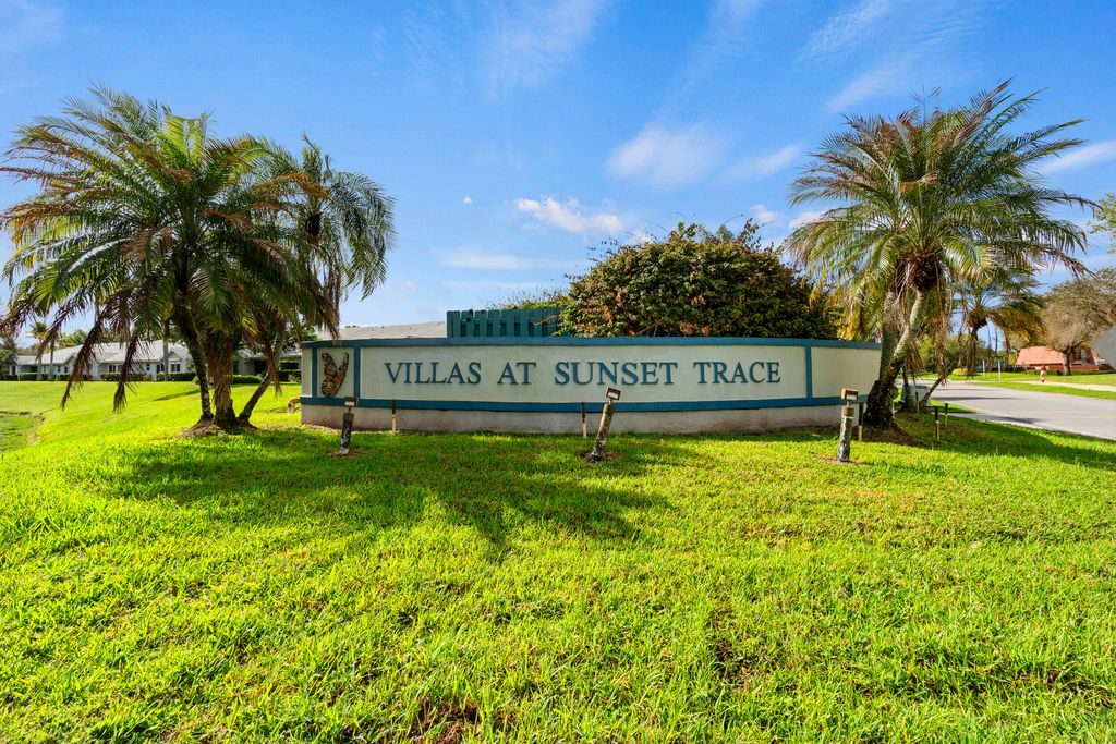 Photo of 3100 SW Sunset Trace Circle, Palm City, FL 34990 (MLS # B26001316)