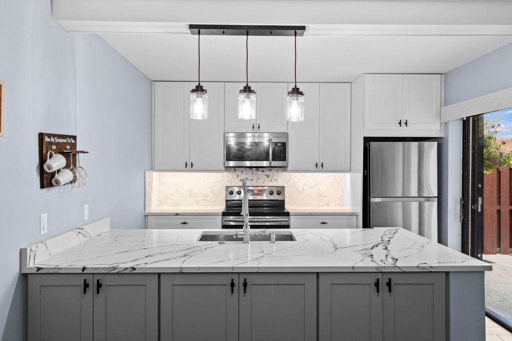 Photo of 3100 SW Sunset Trace Circle, Palm City, FL 34990 (MLS # B26001316)