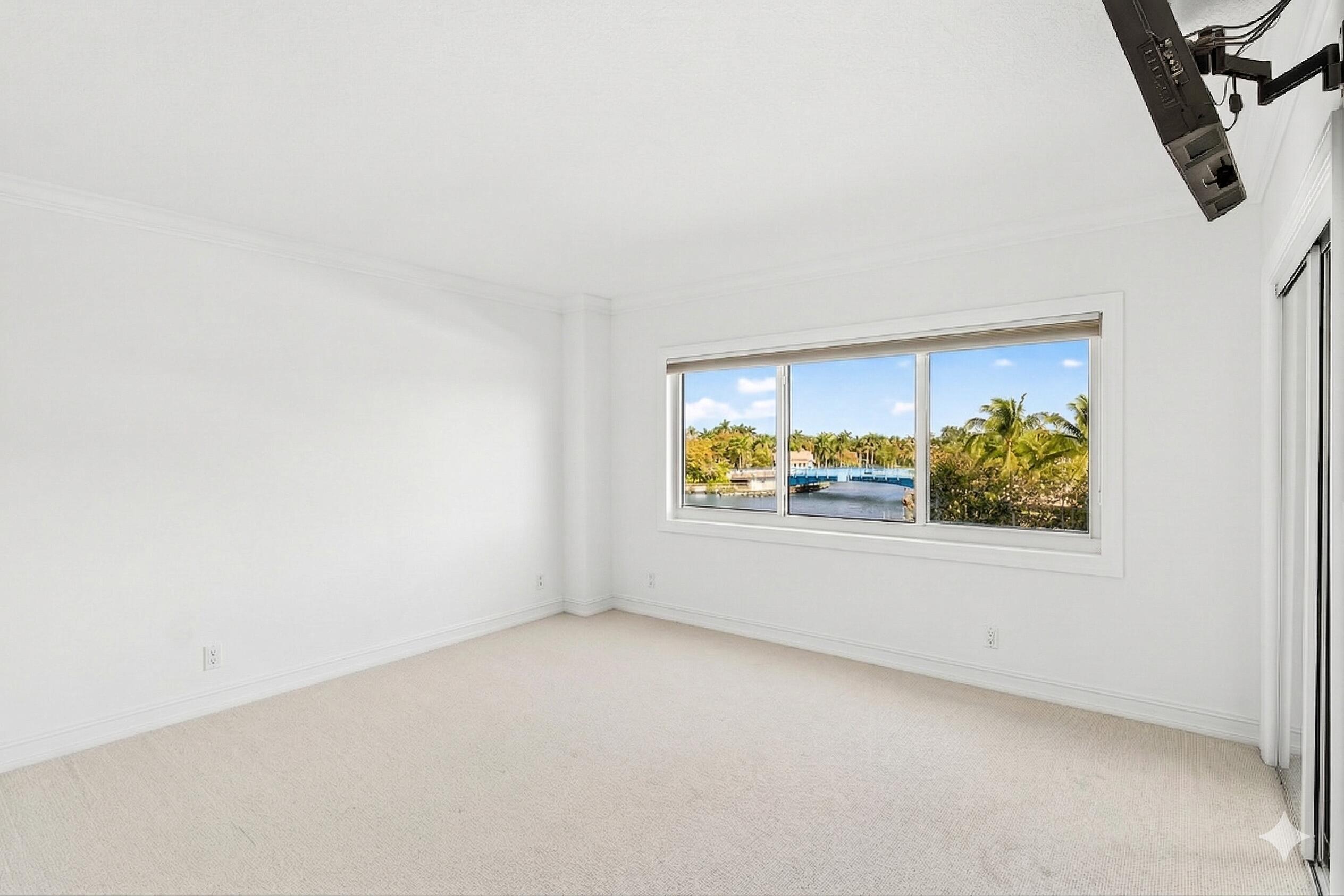 BAR HARBOUR CONDO - Residential