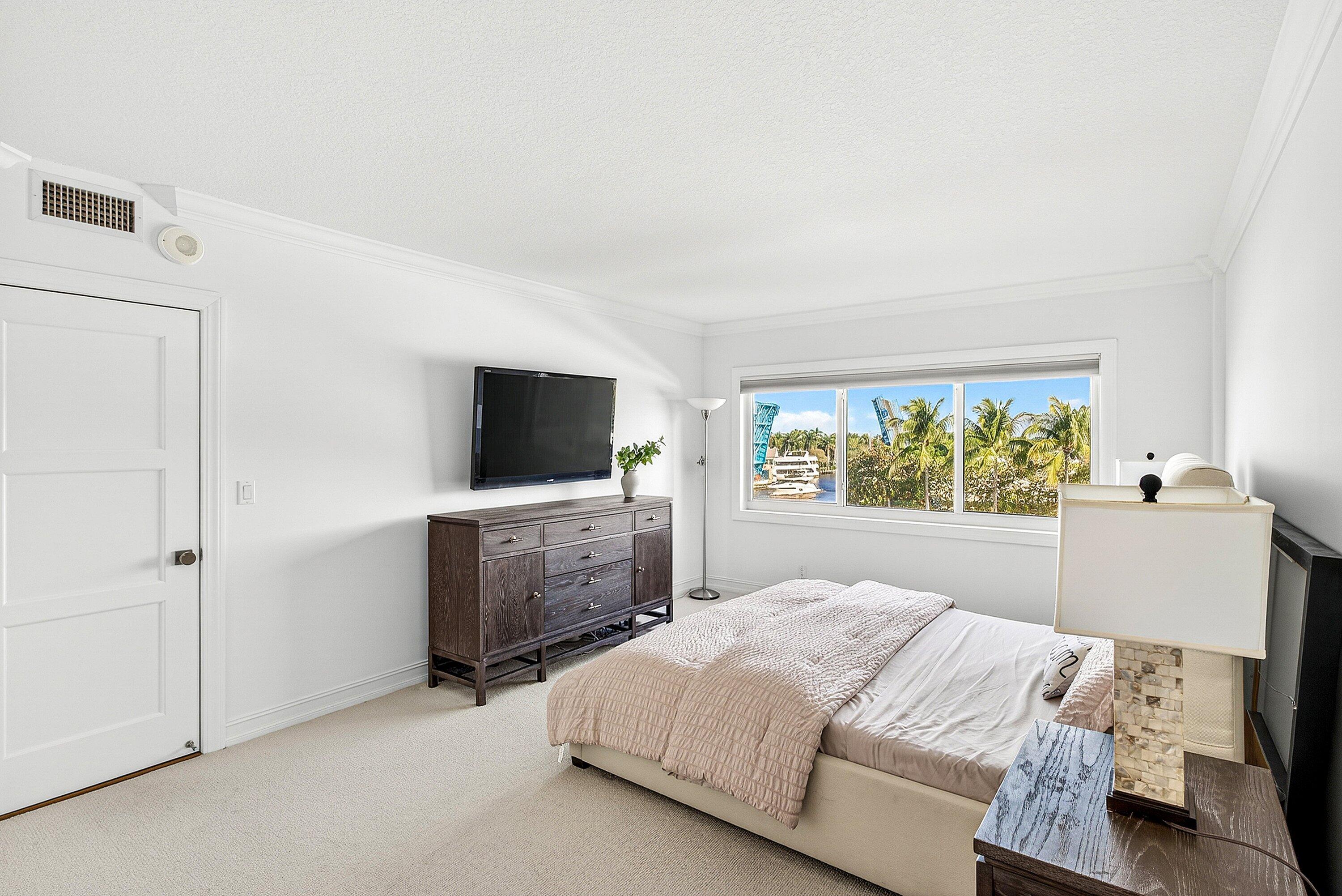 BAR HARBOUR CONDO - Residential