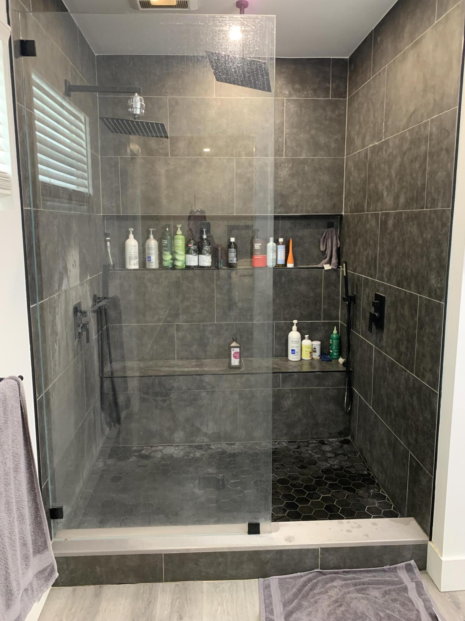 View photos, virtual tours, details... 14566 Temple Boulevard