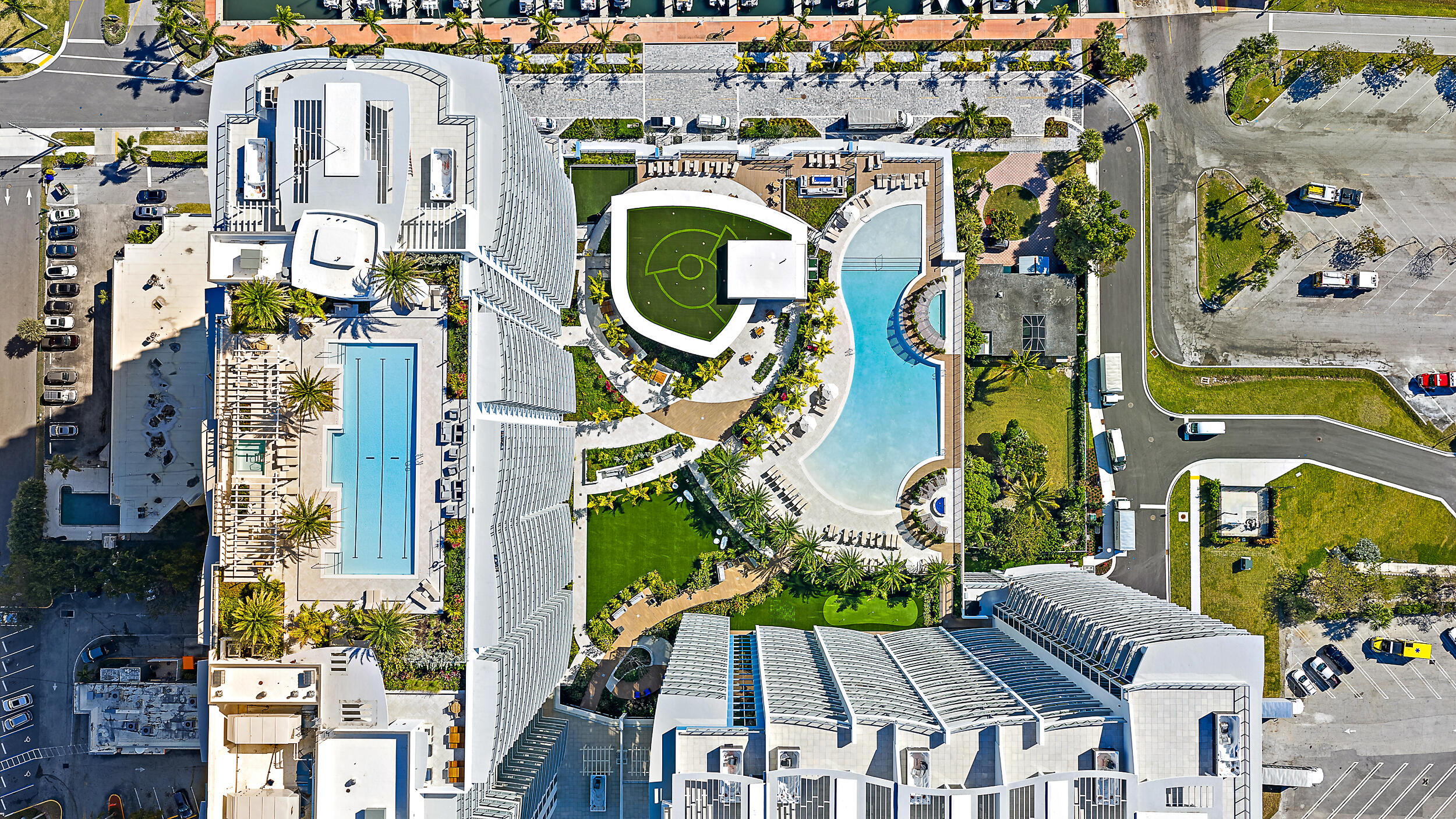 220 Lake Shore Drive N-1521