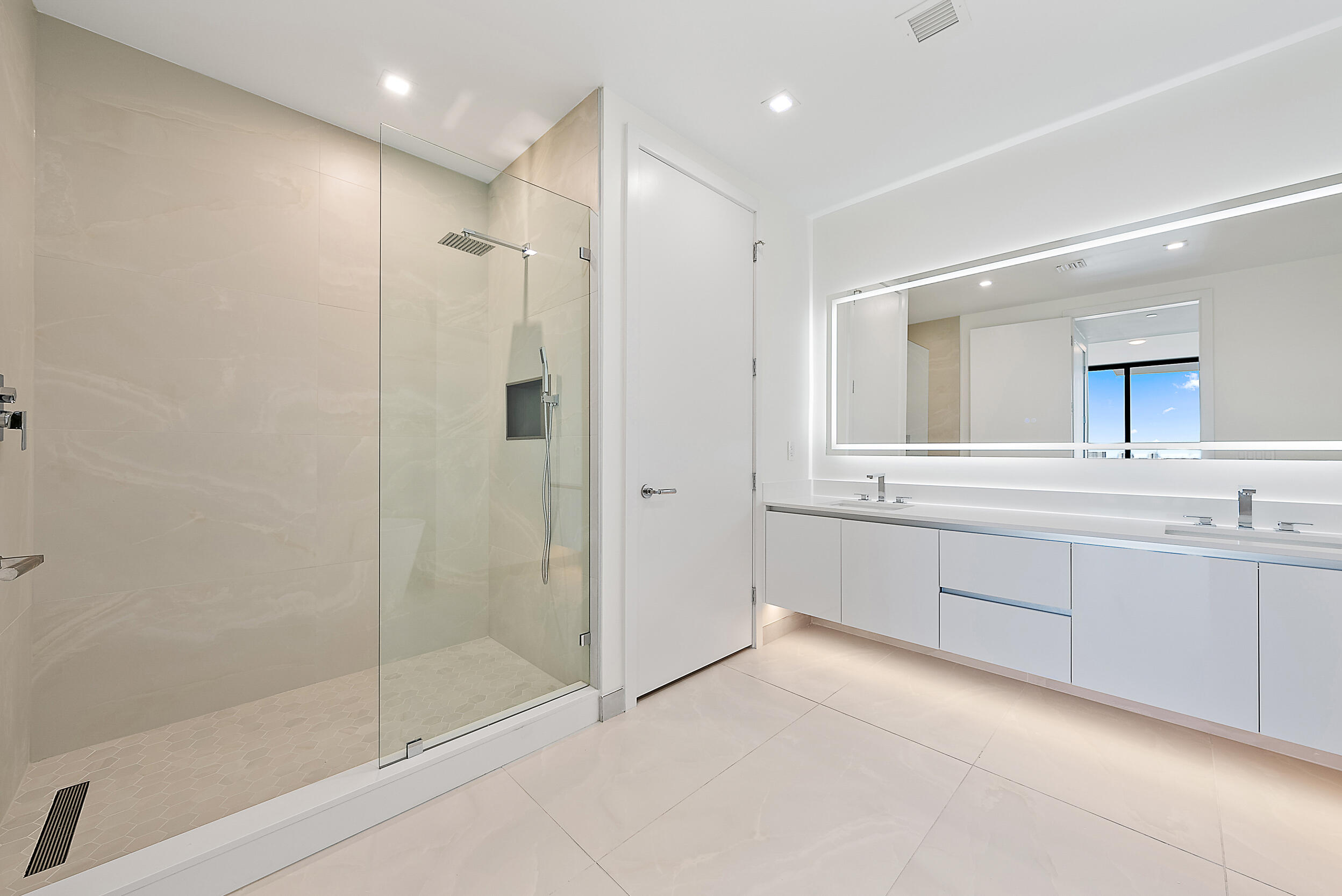 Nautilus 220 - Residential