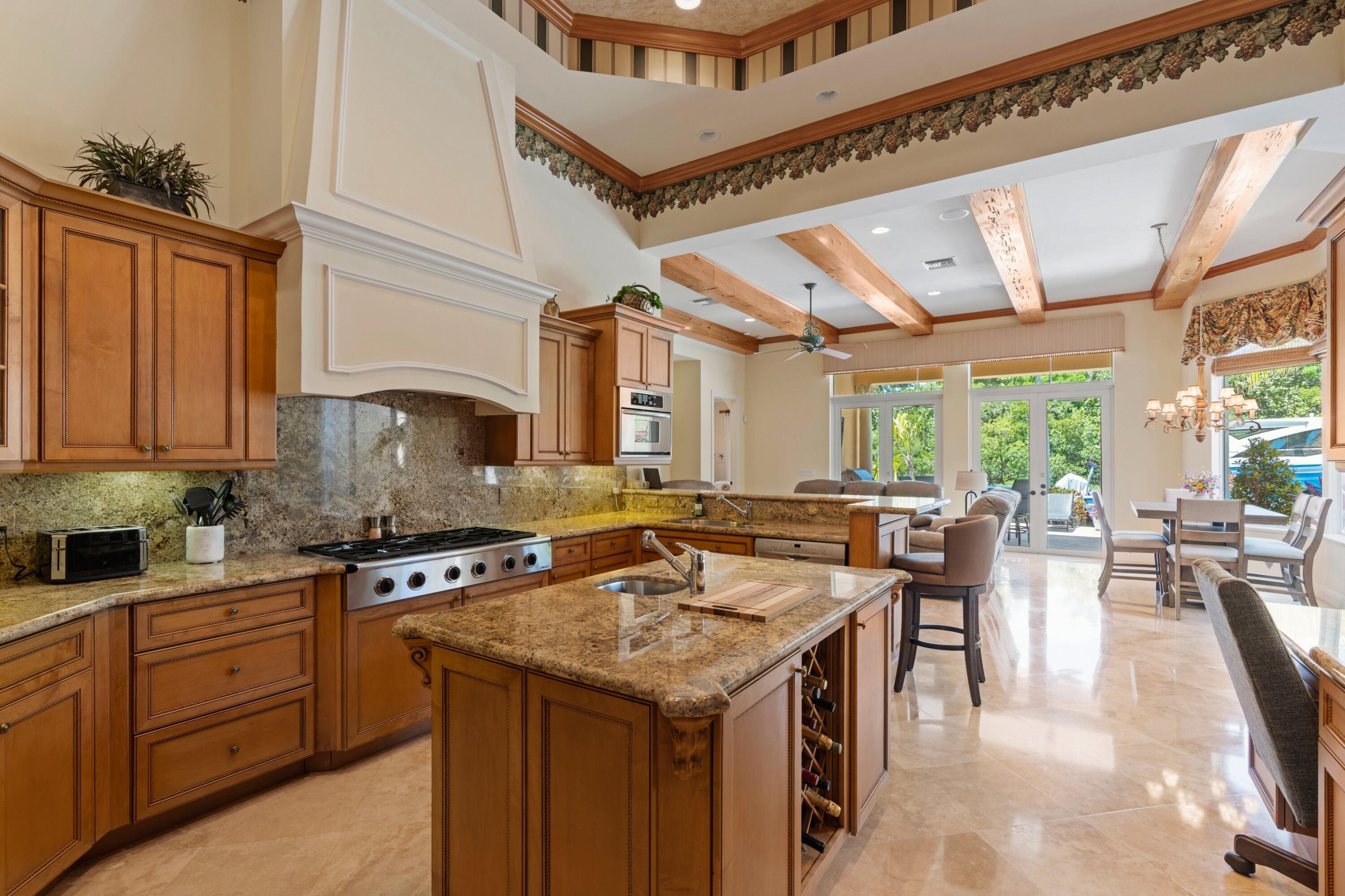 HARBOUR ISLES - Residential