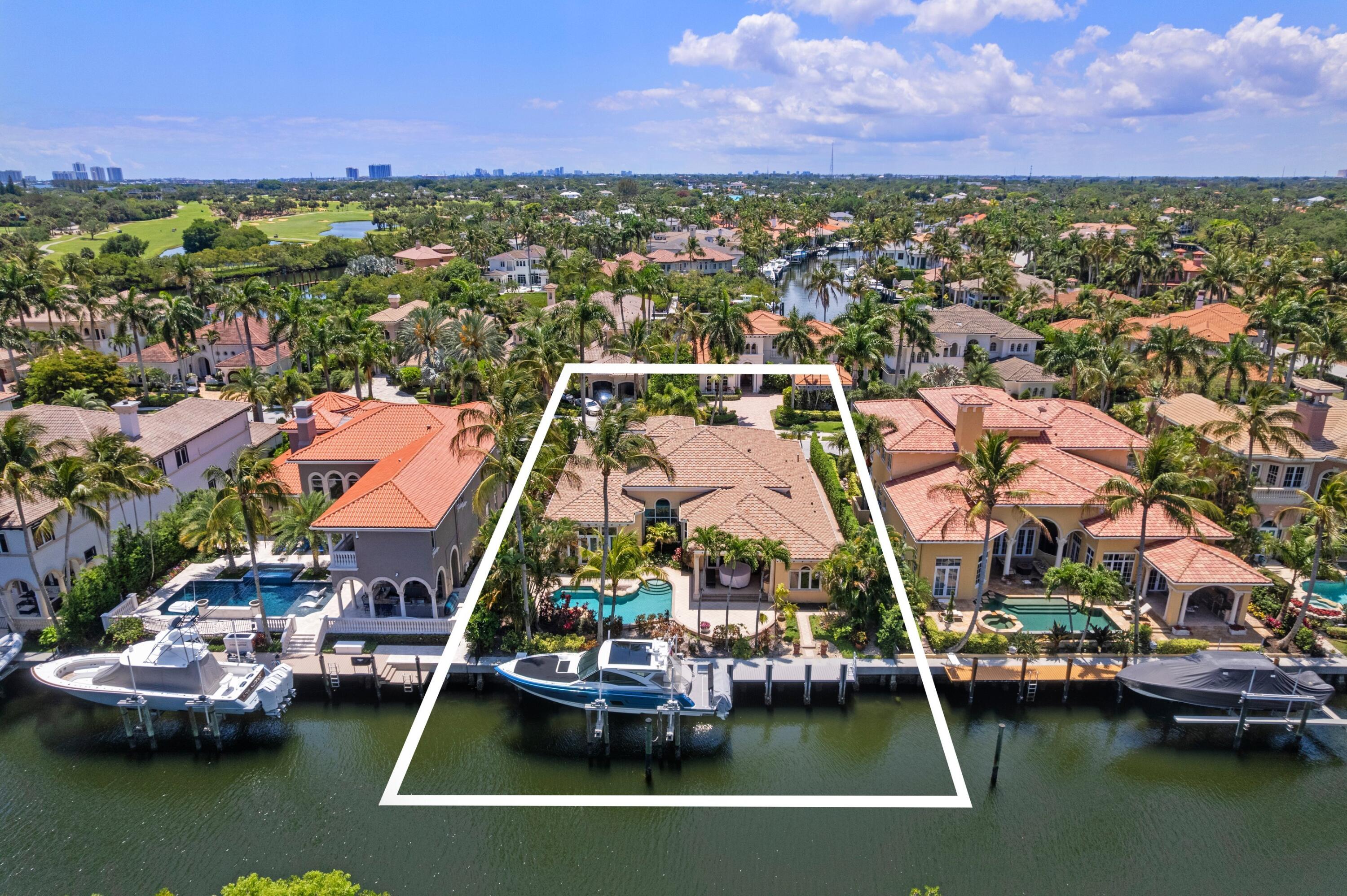 841 Harbour Isle Place