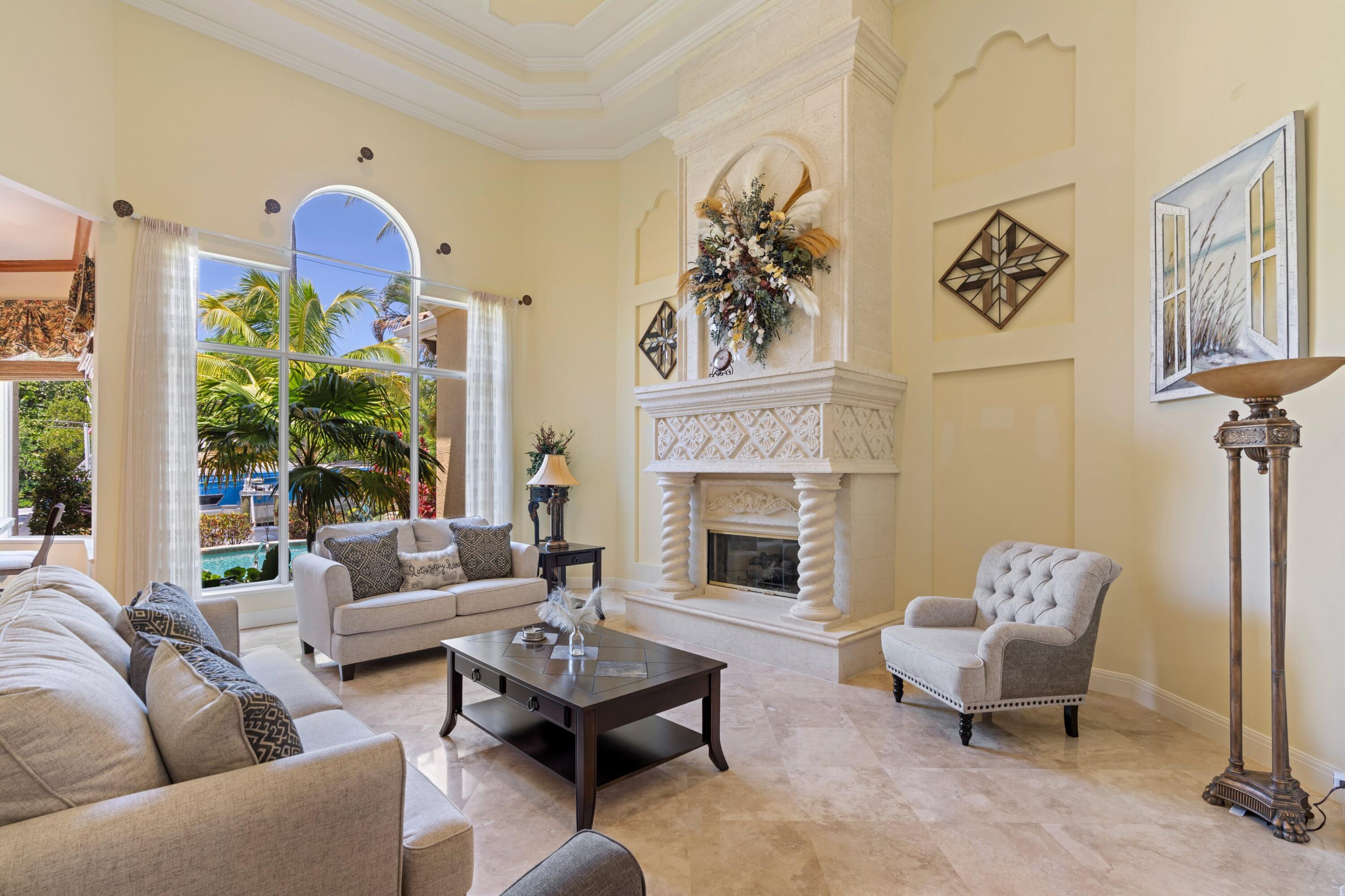 HARBOUR ISLES - Residential