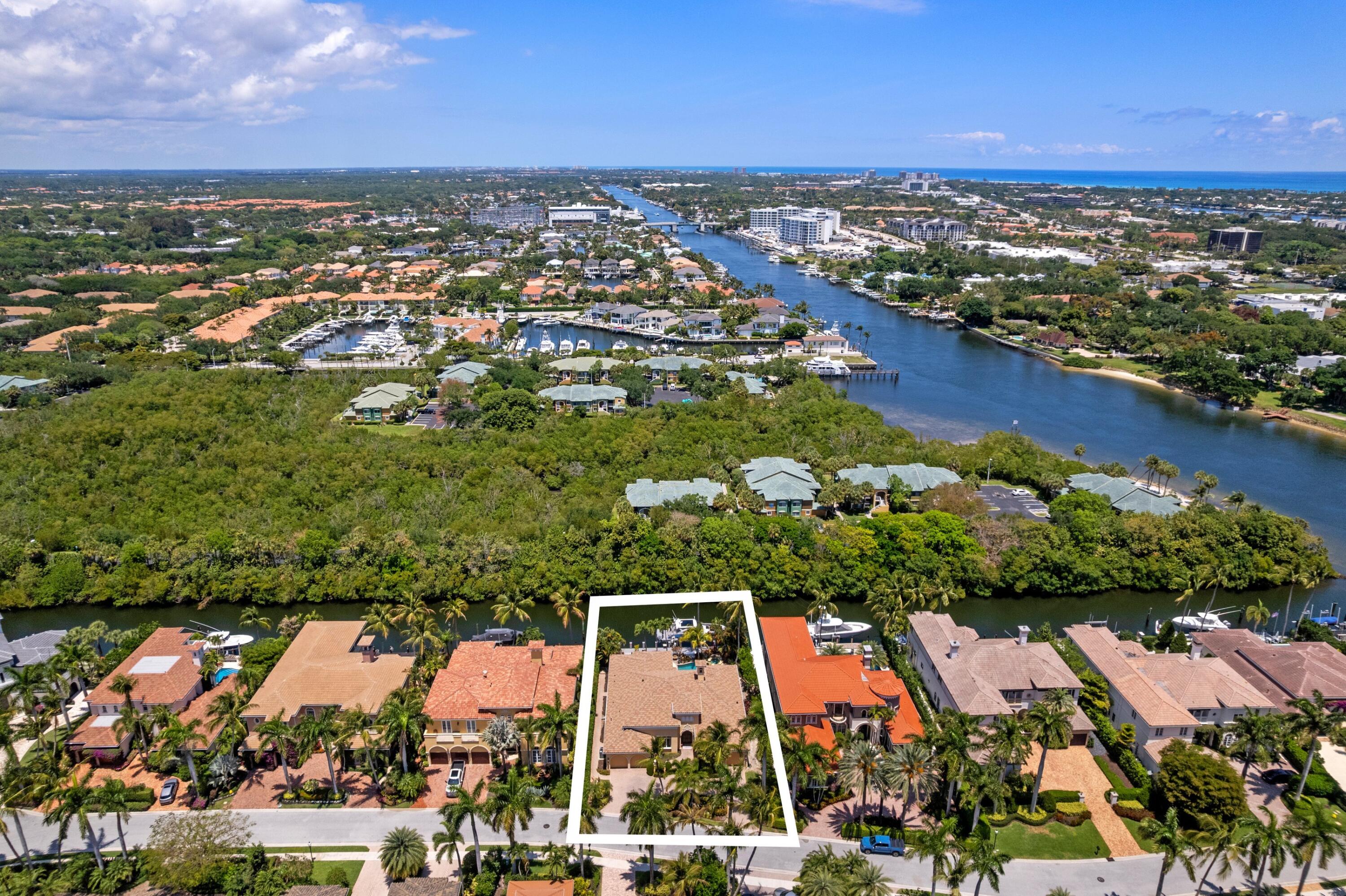 841 Harbour Isle Place
