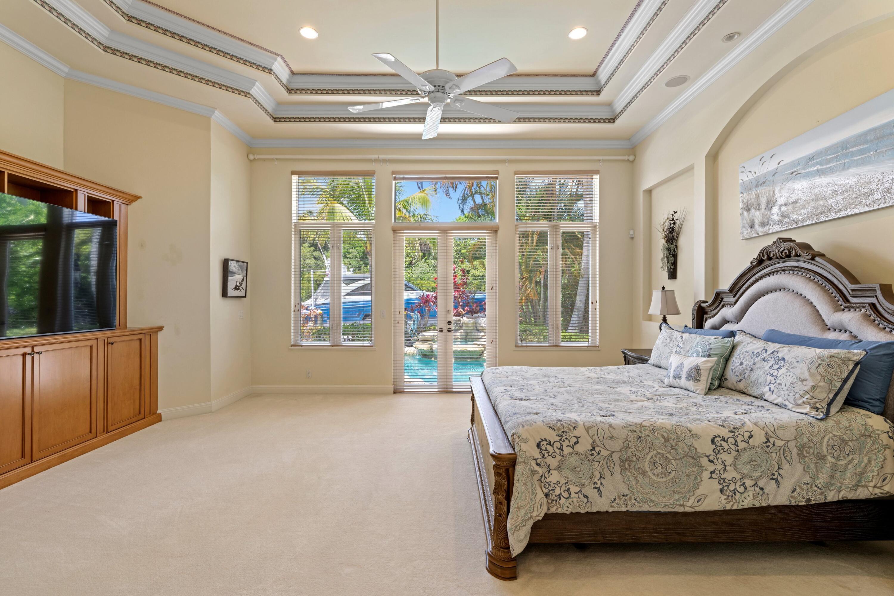 HARBOUR ISLES - Residential