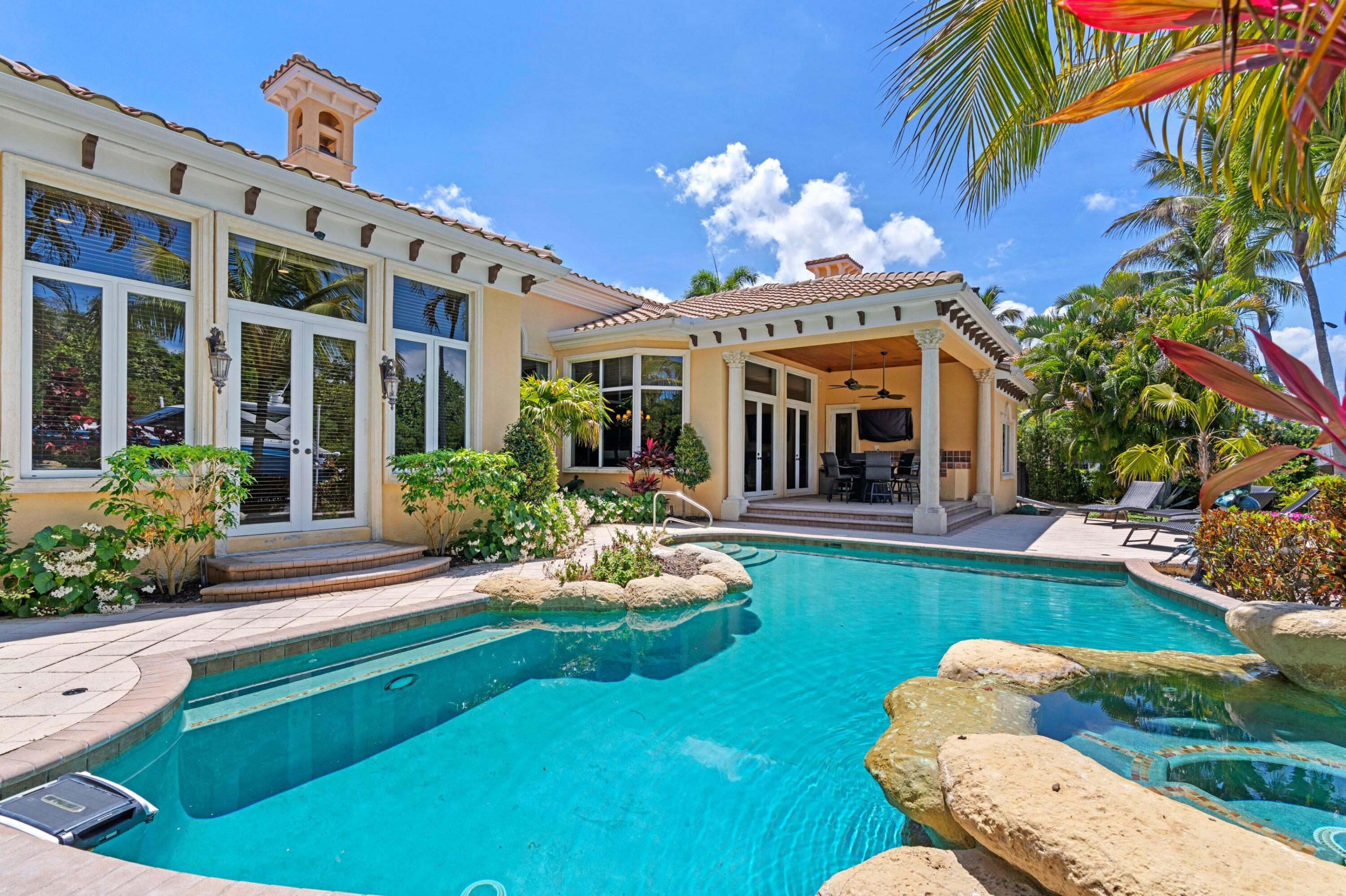 HARBOUR ISLES - Residential