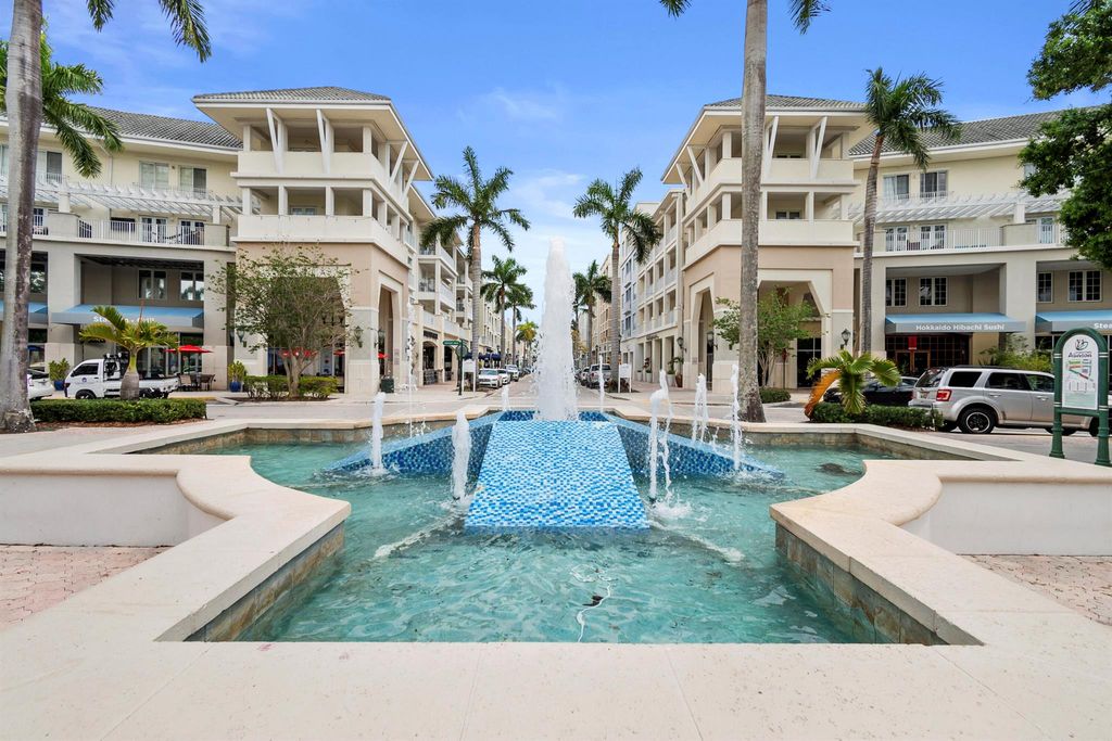 Photo of 4784 S Central Boulevard #22, Jupiter, FL 33458 (MLS # R10974881)