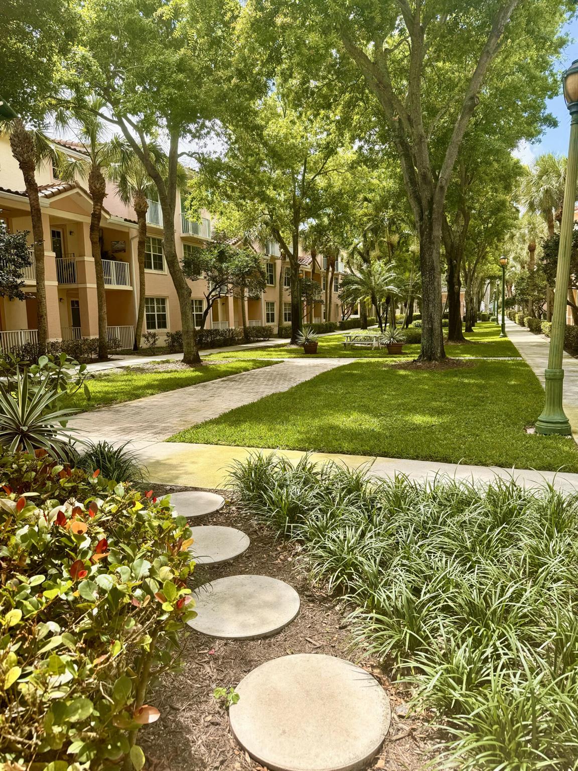 VILLAGE AT ABACOA CONDO - Residential