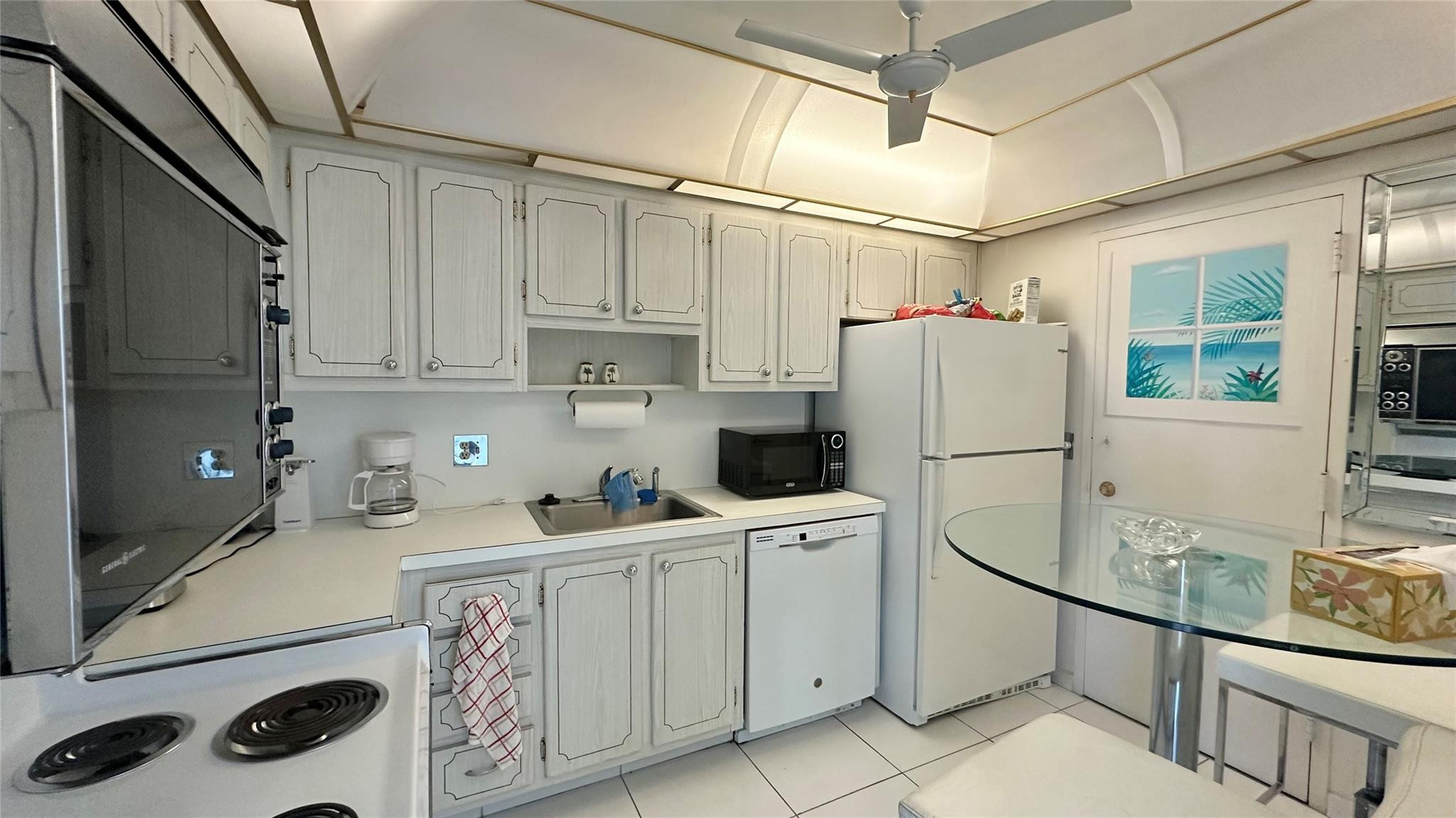 WARWICK CONDO - Residential