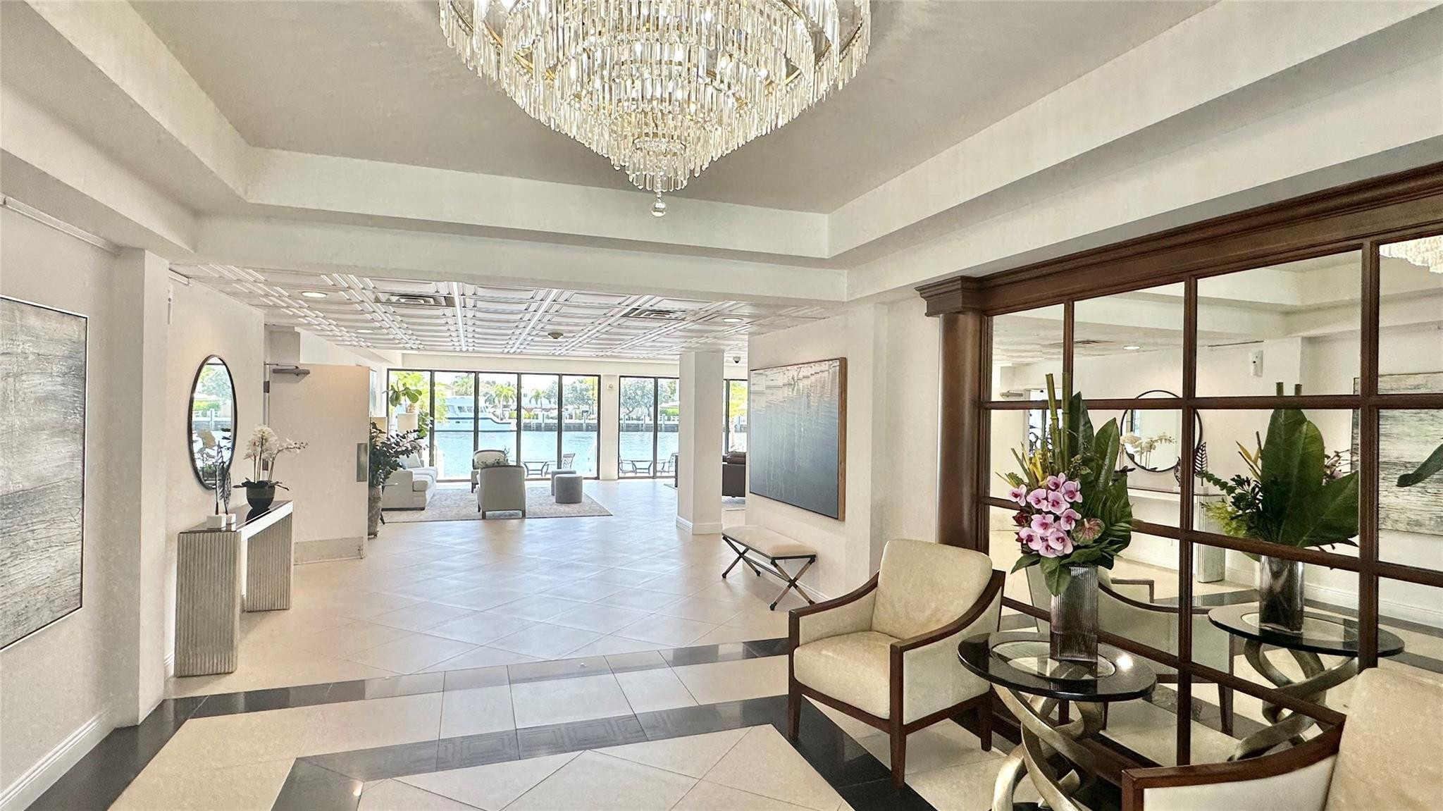 WARWICK CONDO - Residential