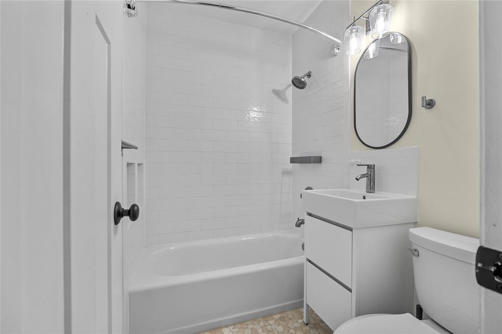 Snug Harbor - Residential Lease