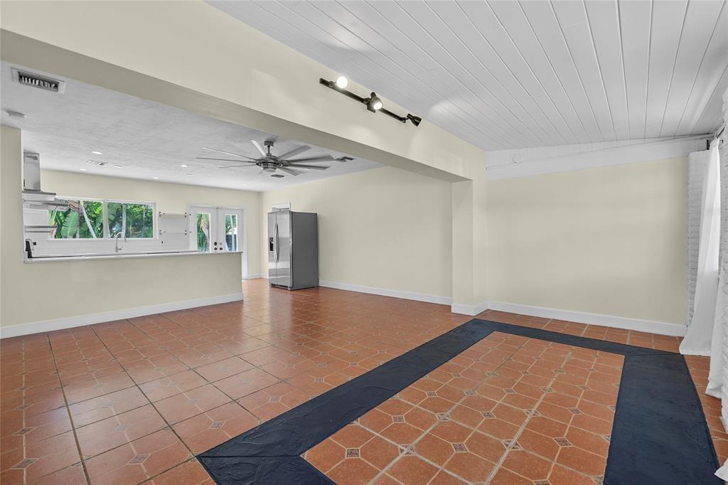 Snug Harbor - Residential Lease