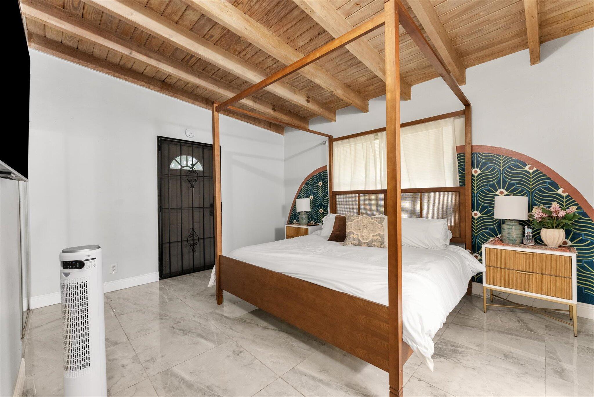 RIVERLAND VILLAGE SEC ONE - Residential Lease