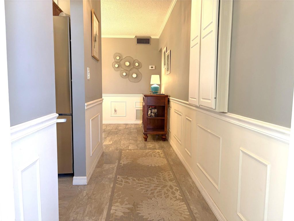 Photo of 68 Royal Oak Court #107, Vero Beach, FL 32962 (MLS # F10556793)