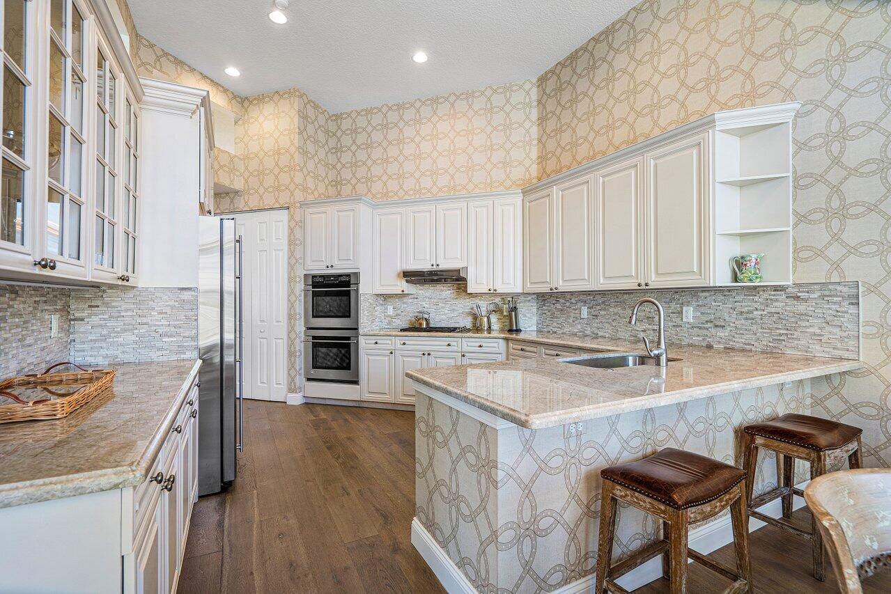 EQUESTRIAN CLUB ESTATES 2 - Residential