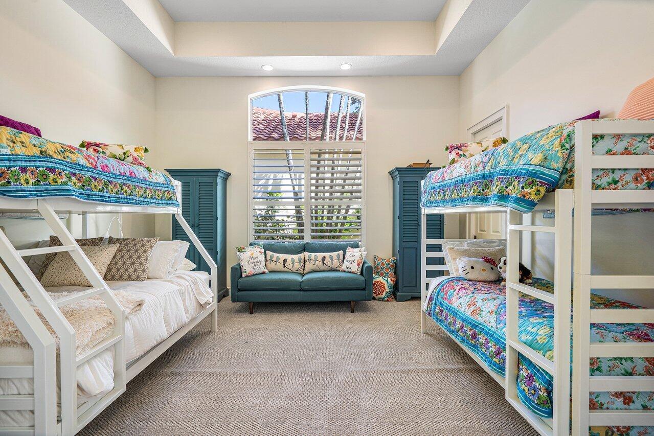 EQUESTRIAN CLUB ESTATES 2 - Residential